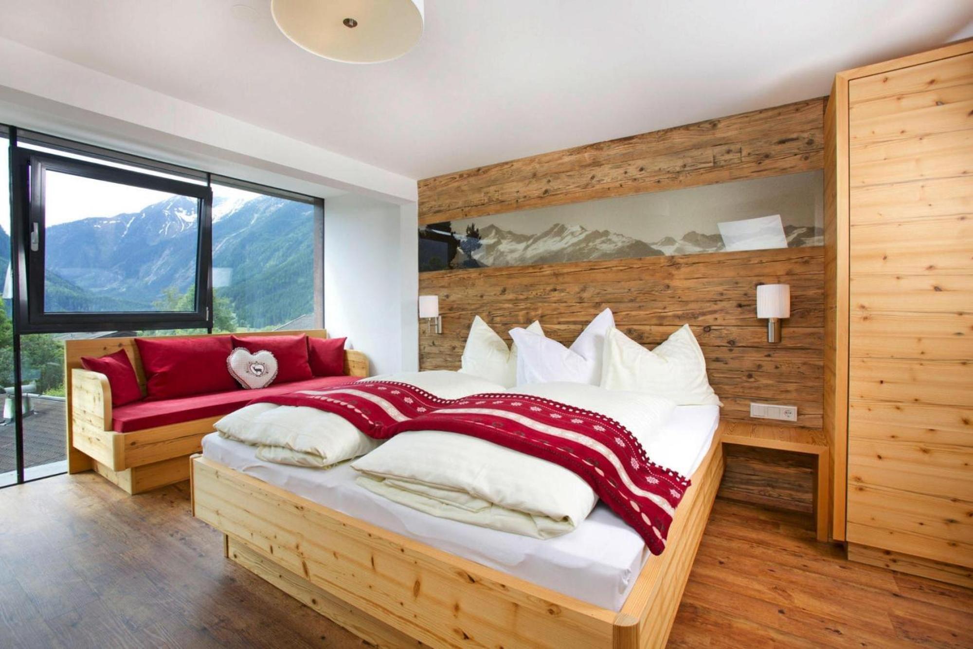 Apartment In Neukirchen With A Balcony Neukirchen am Grossvenediger Exterior photo