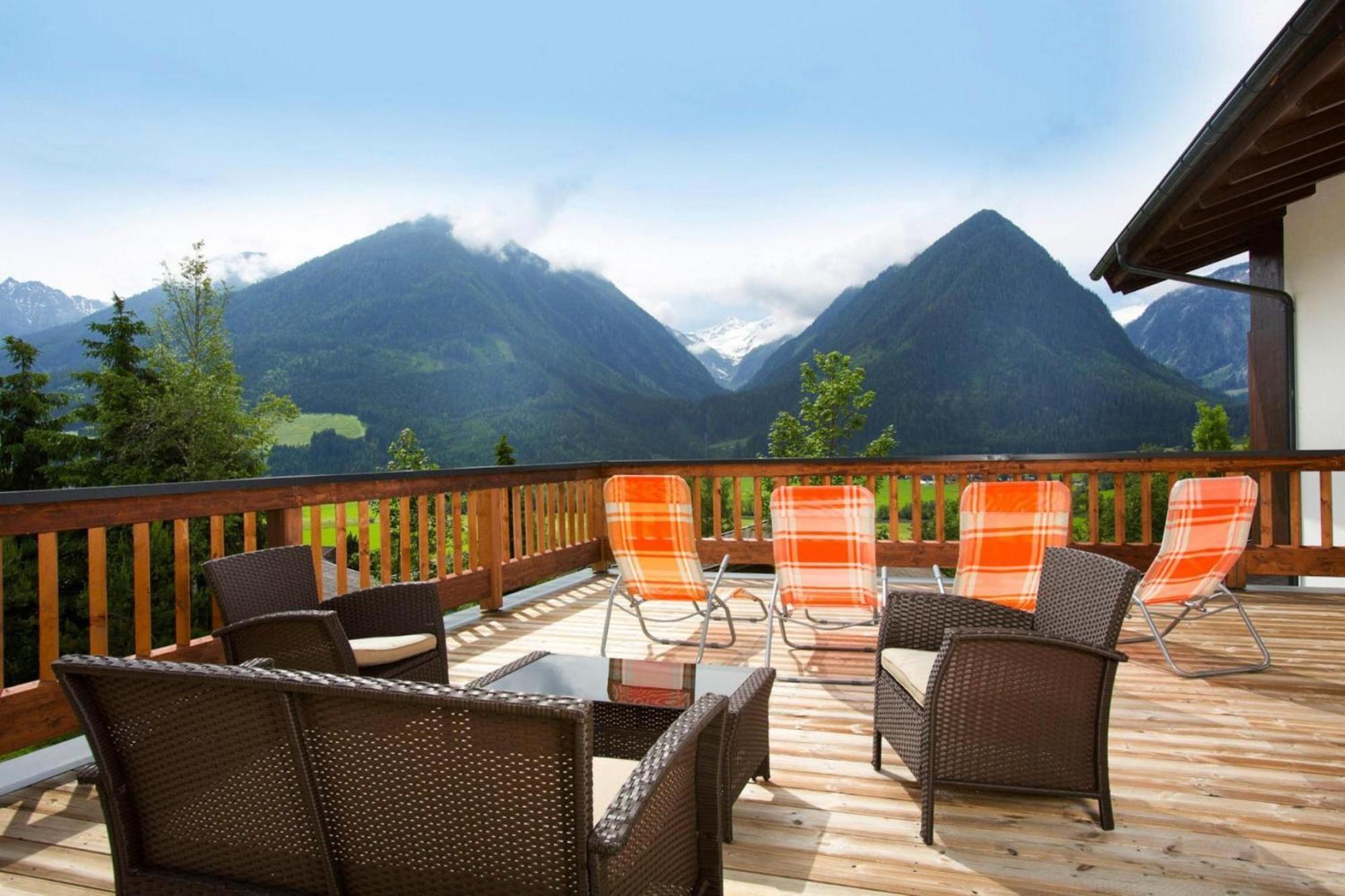 Apartment In Neukirchen With A Balcony Neukirchen am Grossvenediger Exterior photo